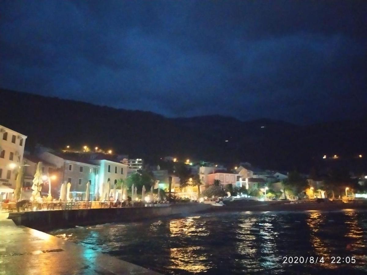 דירות Petrovac Apartamenti Enjoy מראה חיצוני תמונה
