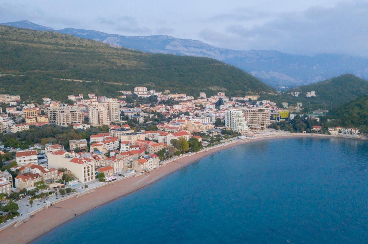 דירות Petrovac Apartamenti Enjoy מראה חיצוני תמונה