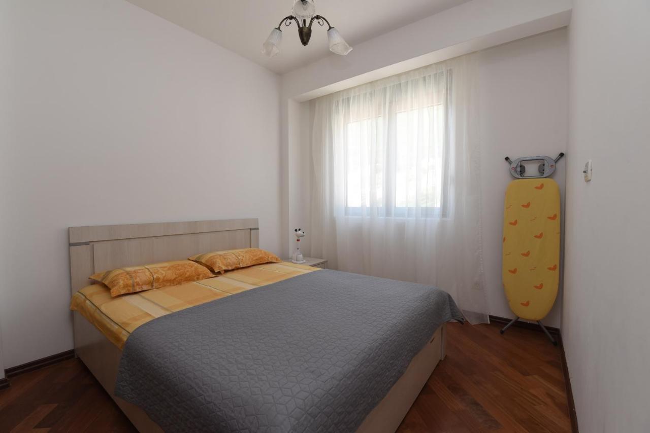 דירות Petrovac Apartamenti Enjoy מראה חיצוני תמונה