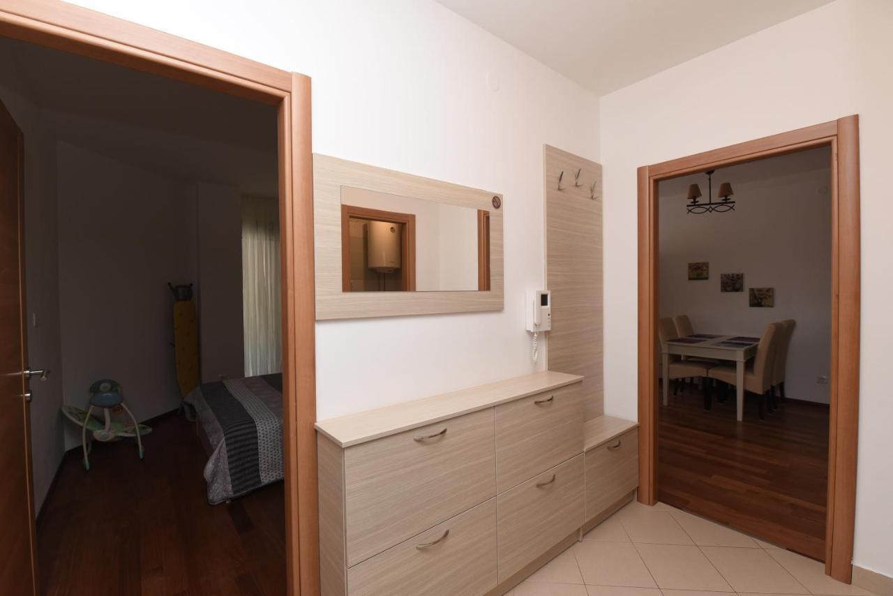 דירות Petrovac Apartamenti Enjoy מראה חיצוני תמונה
