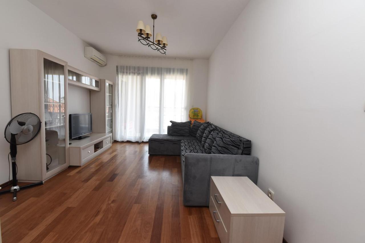 דירות Petrovac Apartamenti Enjoy מראה חיצוני תמונה