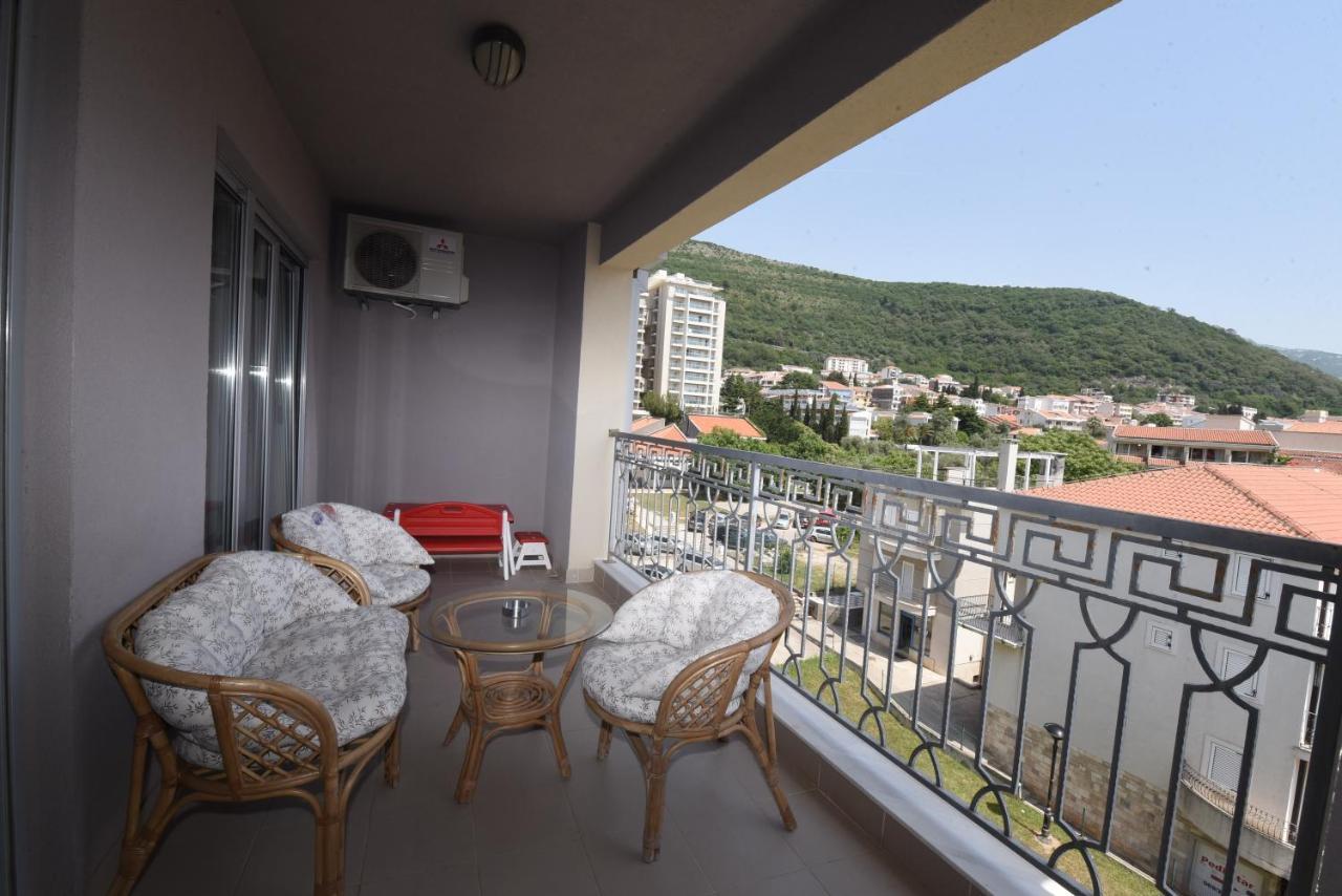 דירות Petrovac Apartamenti Enjoy מראה חיצוני תמונה
