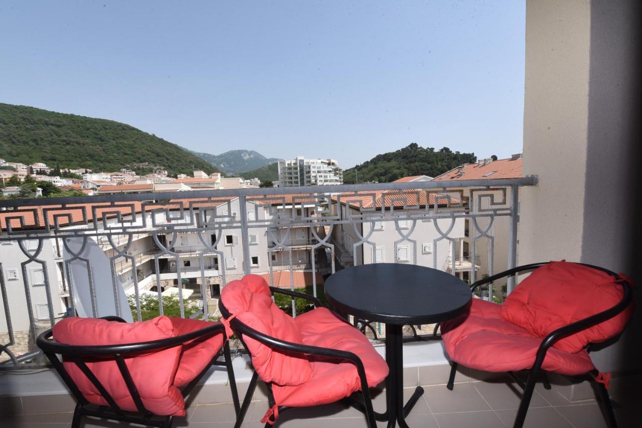 דירות Petrovac Apartamenti Enjoy מראה חיצוני תמונה