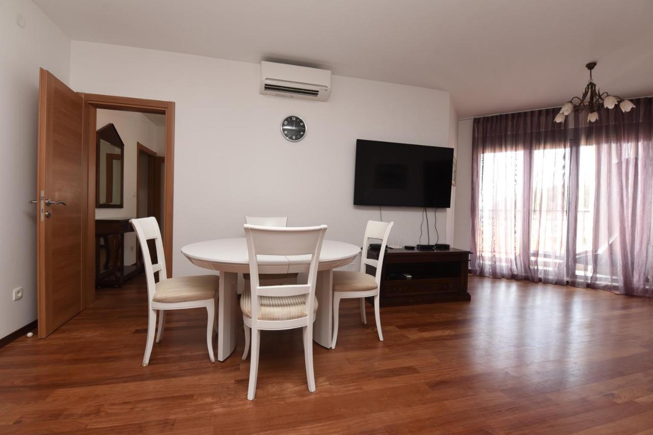 דירות Petrovac Apartamenti Enjoy מראה חיצוני תמונה