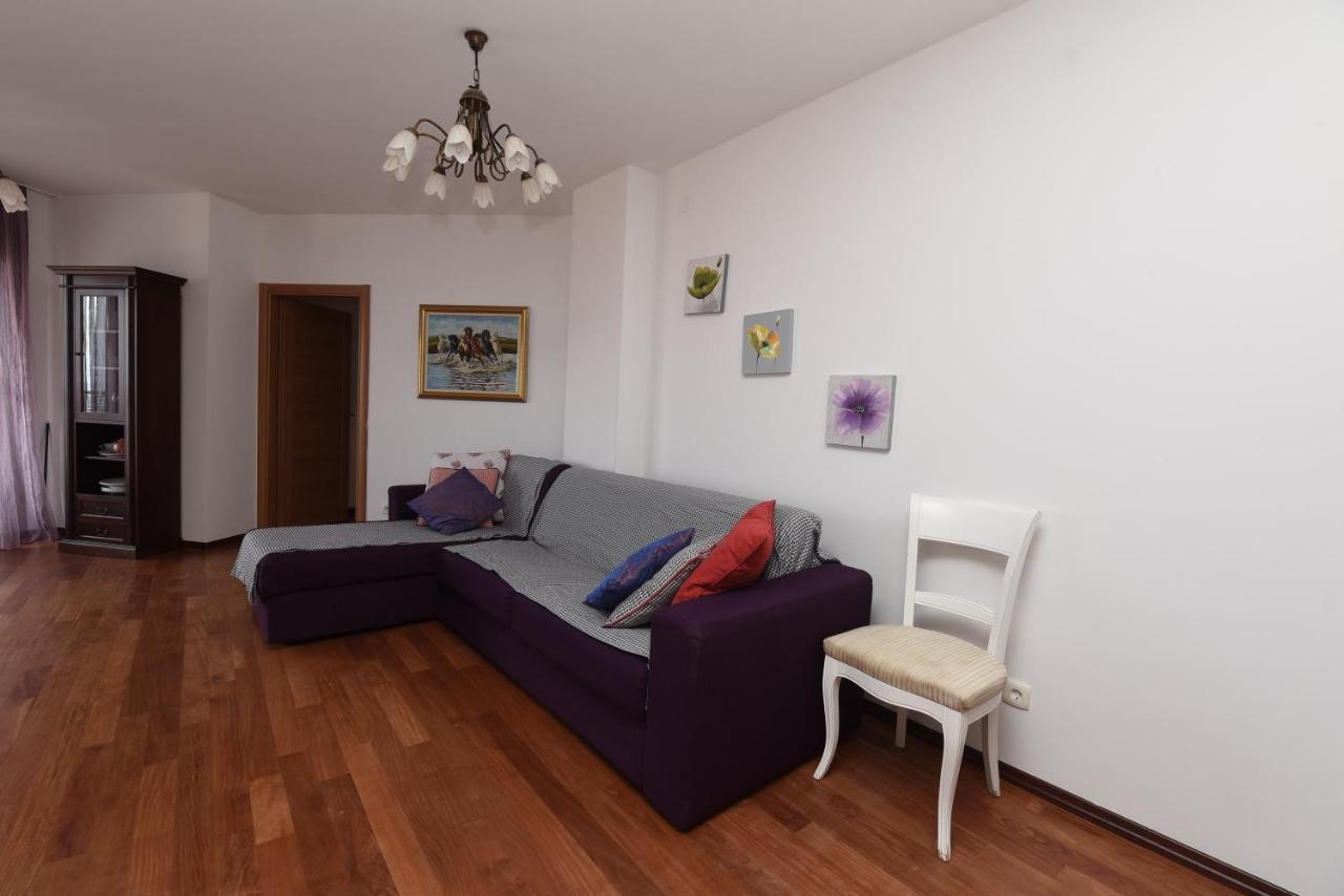 דירות Petrovac Apartamenti Enjoy מראה חיצוני תמונה